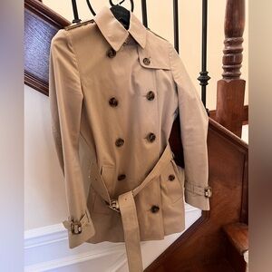 Burberry Trench Coat Size USA 0